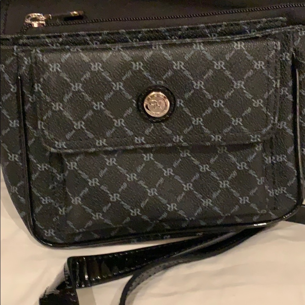 Rioni cross body bag
